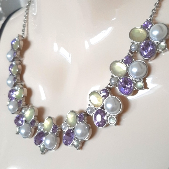 **3/$25** Mauve & Cream Stone & Pearl Necklace and Clip on Earrings Set - Picture 1 of 5